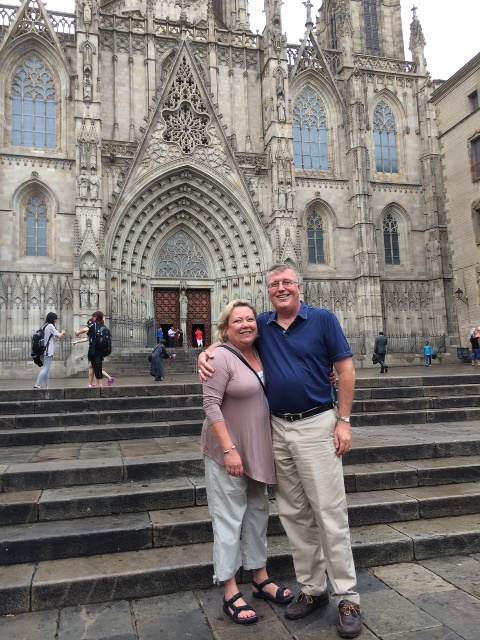 D&E in front of Barcelona Cathedral